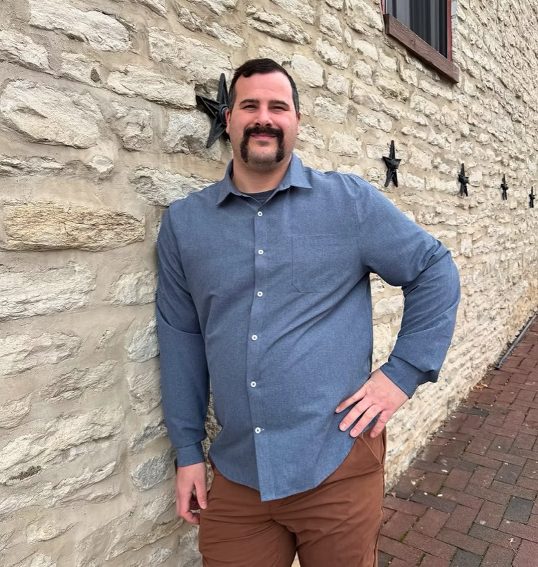 Ryan, commissioned mobile notary public serving St. Louis, MO